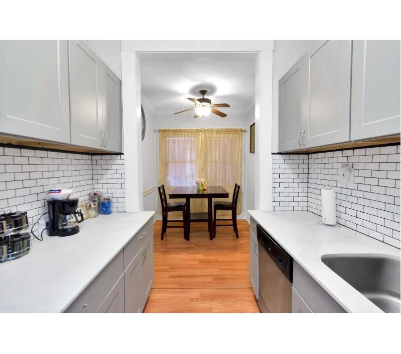 Cozy Downtown Studio By Toyota Center Houston Buitenkant foto
